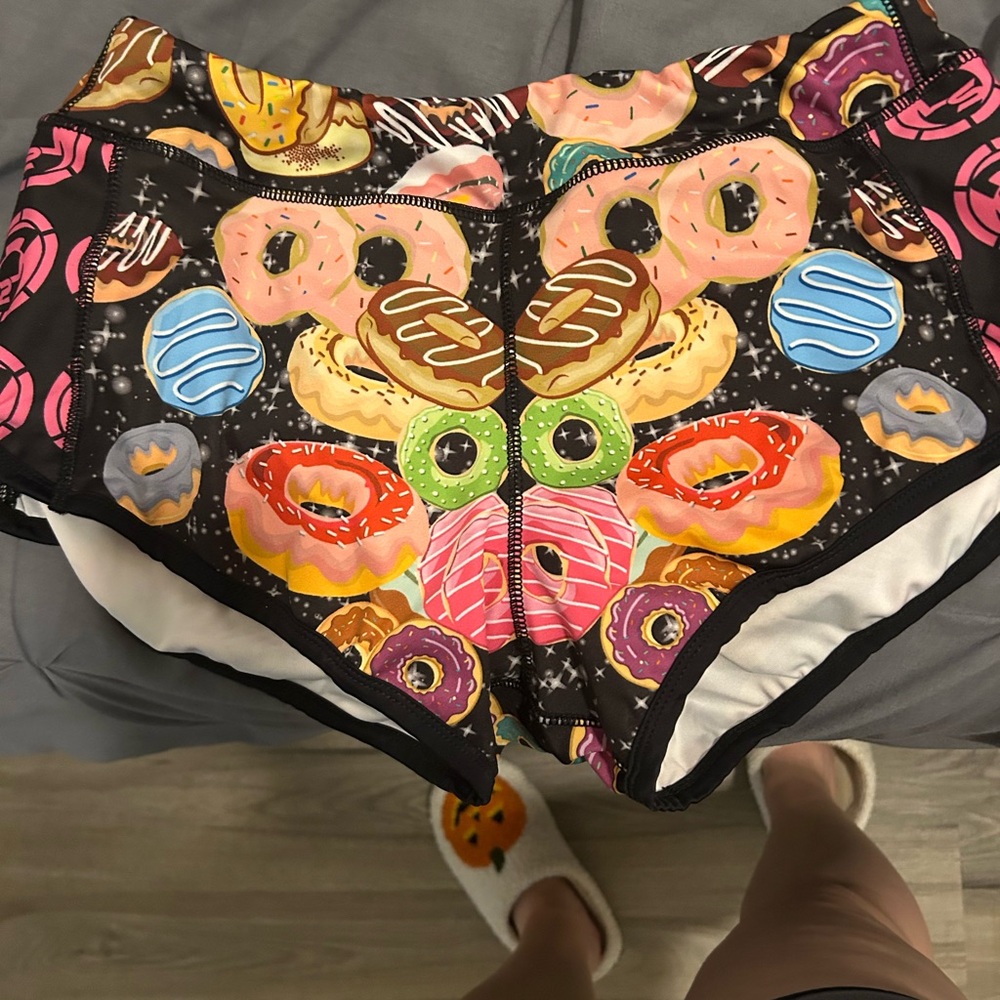 Livesore donut shorts
